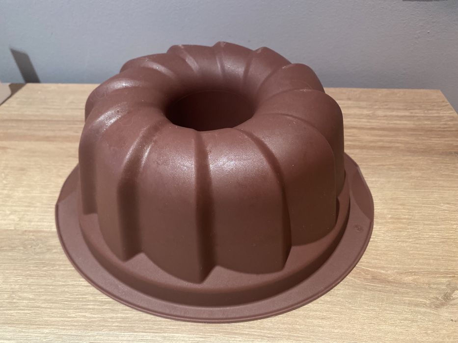 Forma de bolos em silicone Tupperware