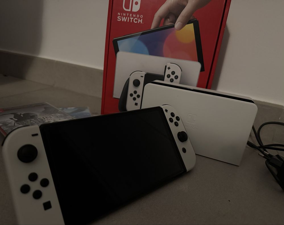 Nintendo Switch OLED