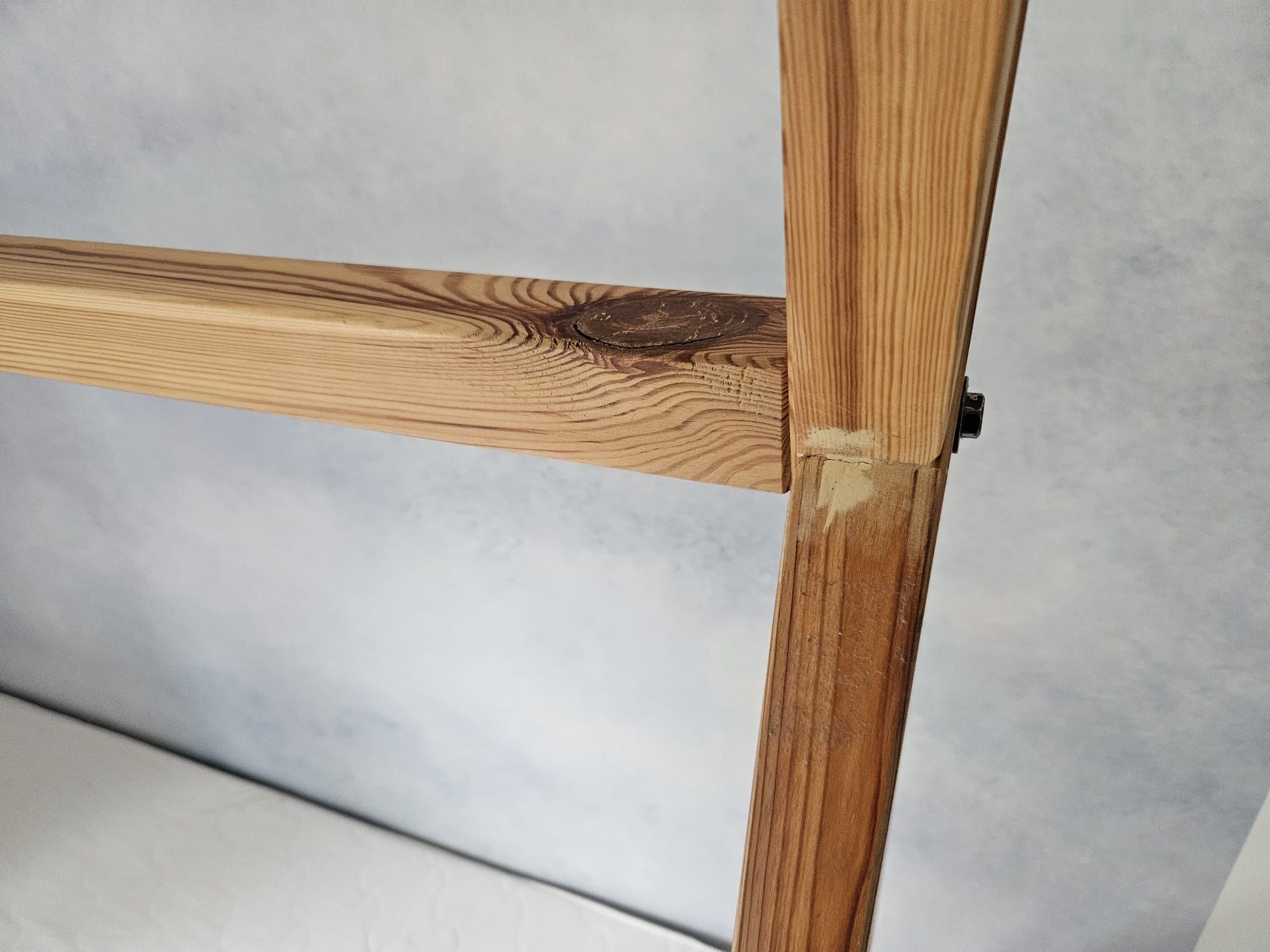 Łóżko sosnowe tipi 90x200 z materacem