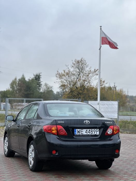 Toyota Corolla 1.6 Benzyna. Raty. 132,000 km . 2008 Rok. Salon Polska!