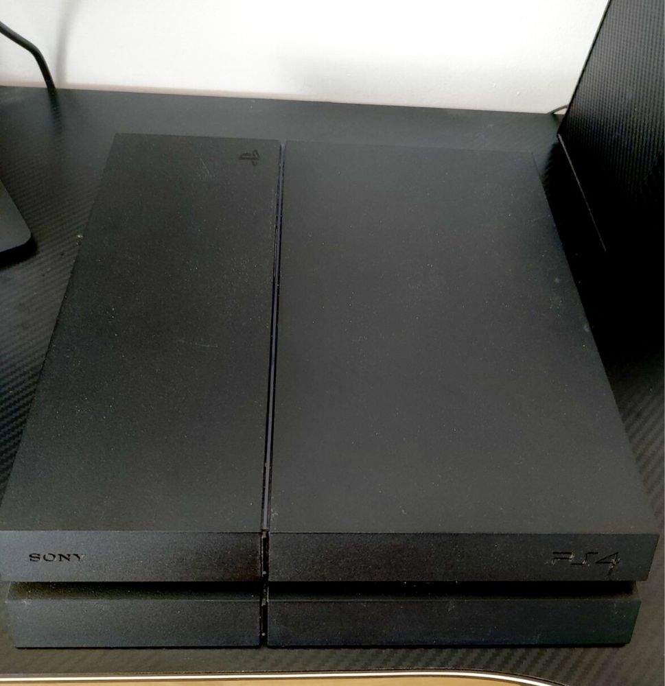 PlayStation 4 konsole
