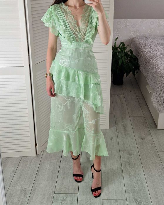 Dark pink zielona miętowa haftowana sukienka midi dopasowana 36 S