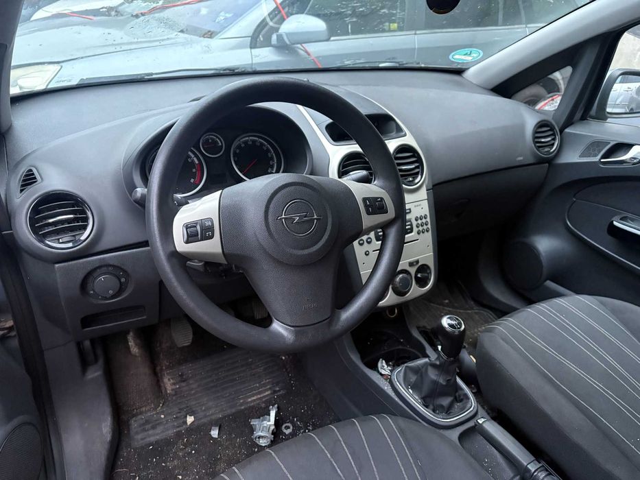 opel corsa d 1.2i 2006 rok sprowadzona