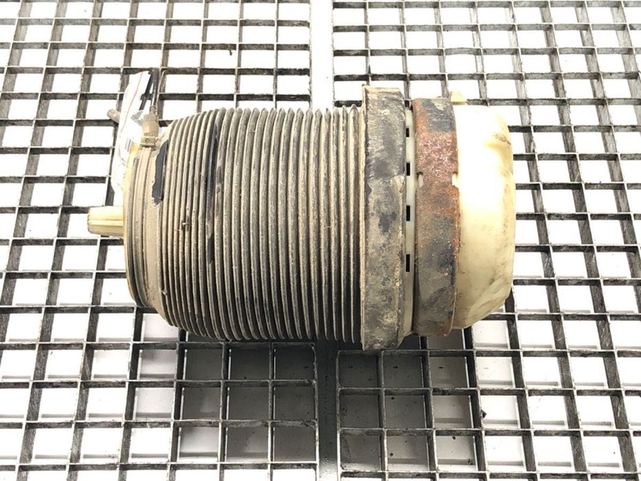 PODUSZKA ZAWIESZENIA PRAWY TYŁ - 180.00 PLN - AUDI A6 C6 Avant (4F5) 2004 - 2011 3.0 TDI quattro