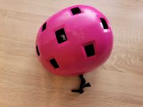 kask xs różowy 47-52cm