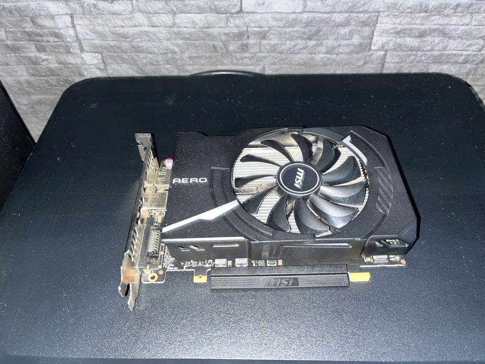 Karta graficzna msi 1050 2 gb