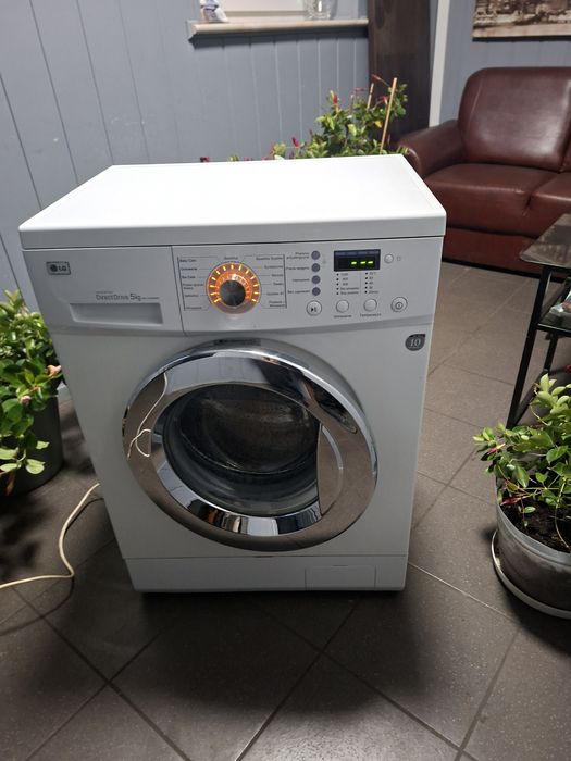 Pralka LG slim wąska