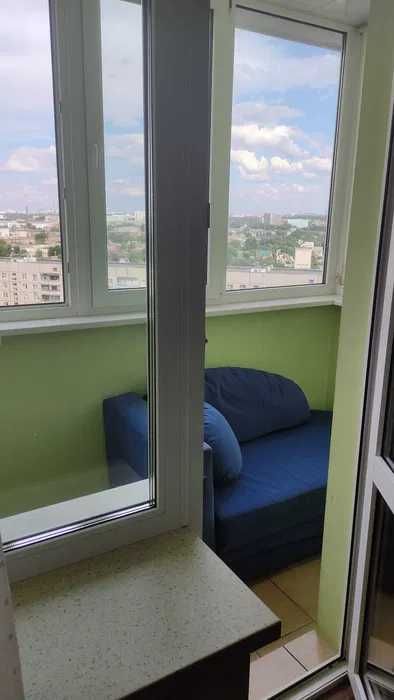Сдам большую квартиру-студию  метро Спортивная