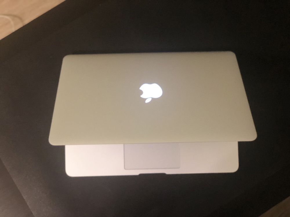 MacBook Air 13" 2017 intel core i5 ram 8гб ssd 128гб