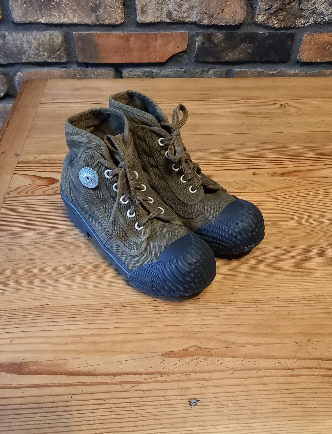 Buty trampki Diesel oryginalne markowe roz. 37 khaki