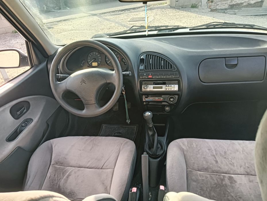 Corre saxo 1.1 gasolina