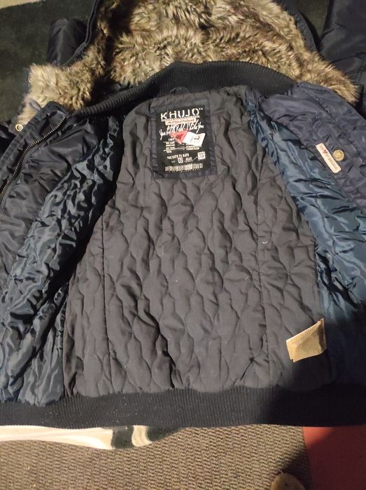 Продам женскую курточку, дублёнку.