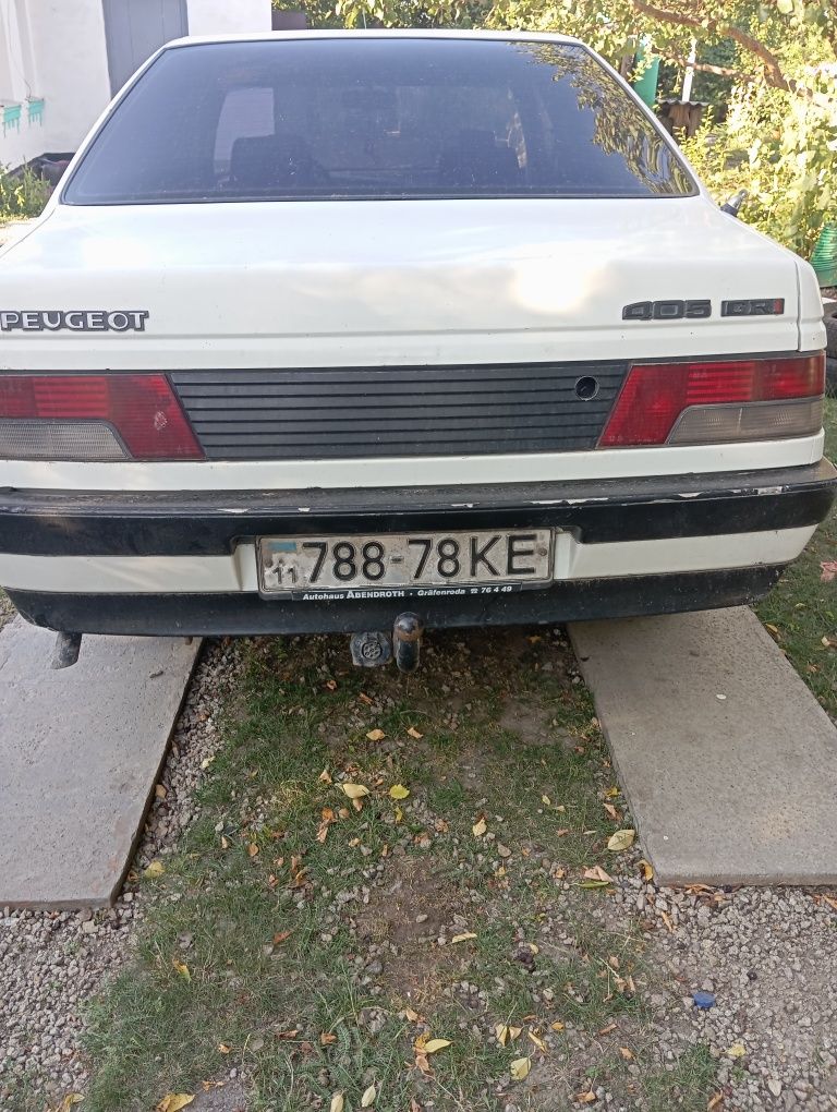 Продам авто Пежо 405