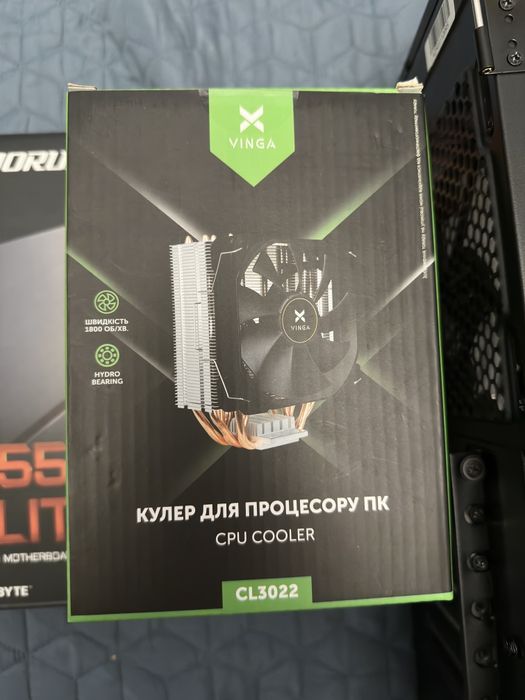 Gigabyte B550M Aorus Elite AM4, Ryzen 5 5600X, 16 GB DDR4.