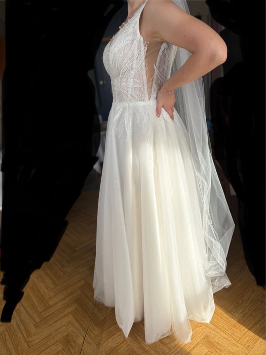 Elegancka suknia ślubna