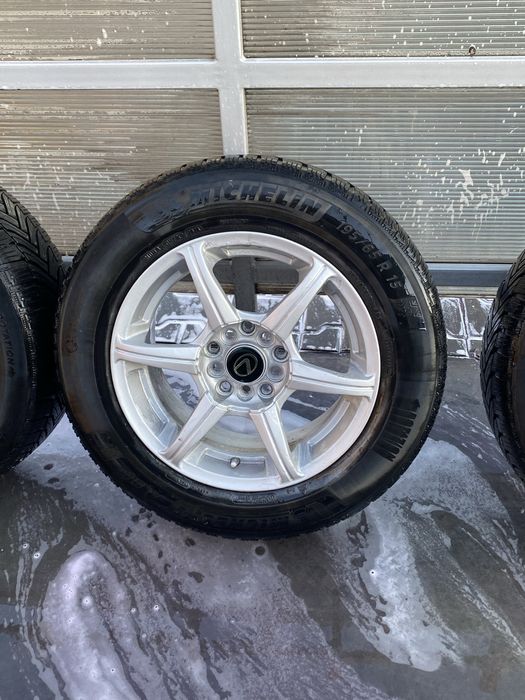 Комплект колеса зимова резина та диски R15