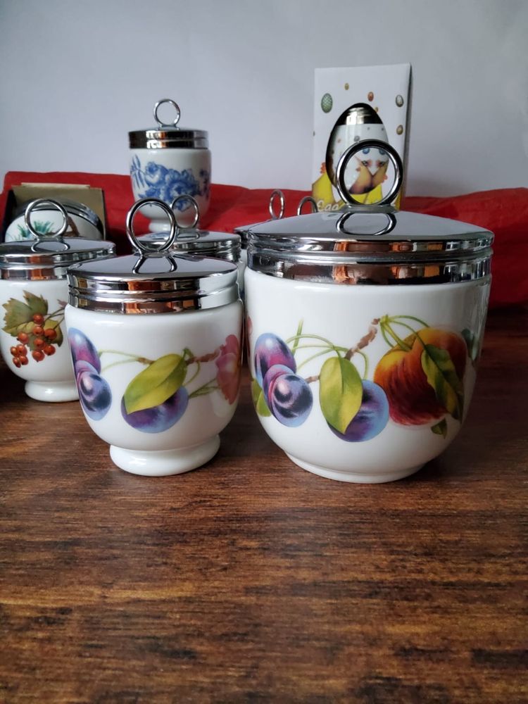 Кодлери на одне та 2 яйця Royal Worcester