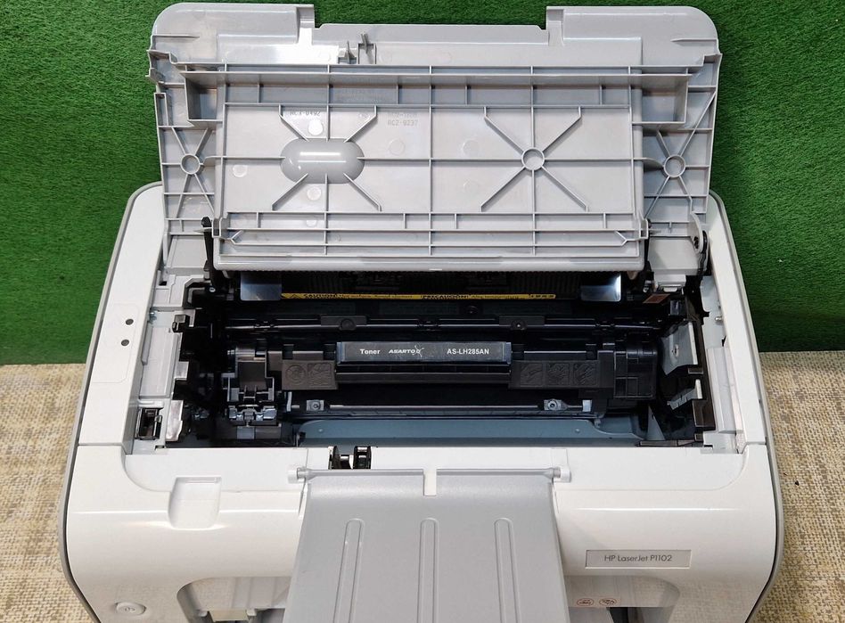 Drukarka laserowa HP P1102 + toner i nowe kable, 25 701 str