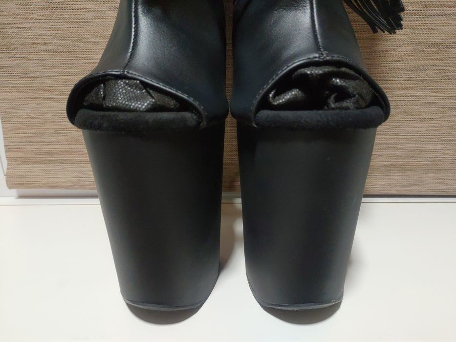 Ботинки стрипы тройки чёрные Pleaser 36 размер новые