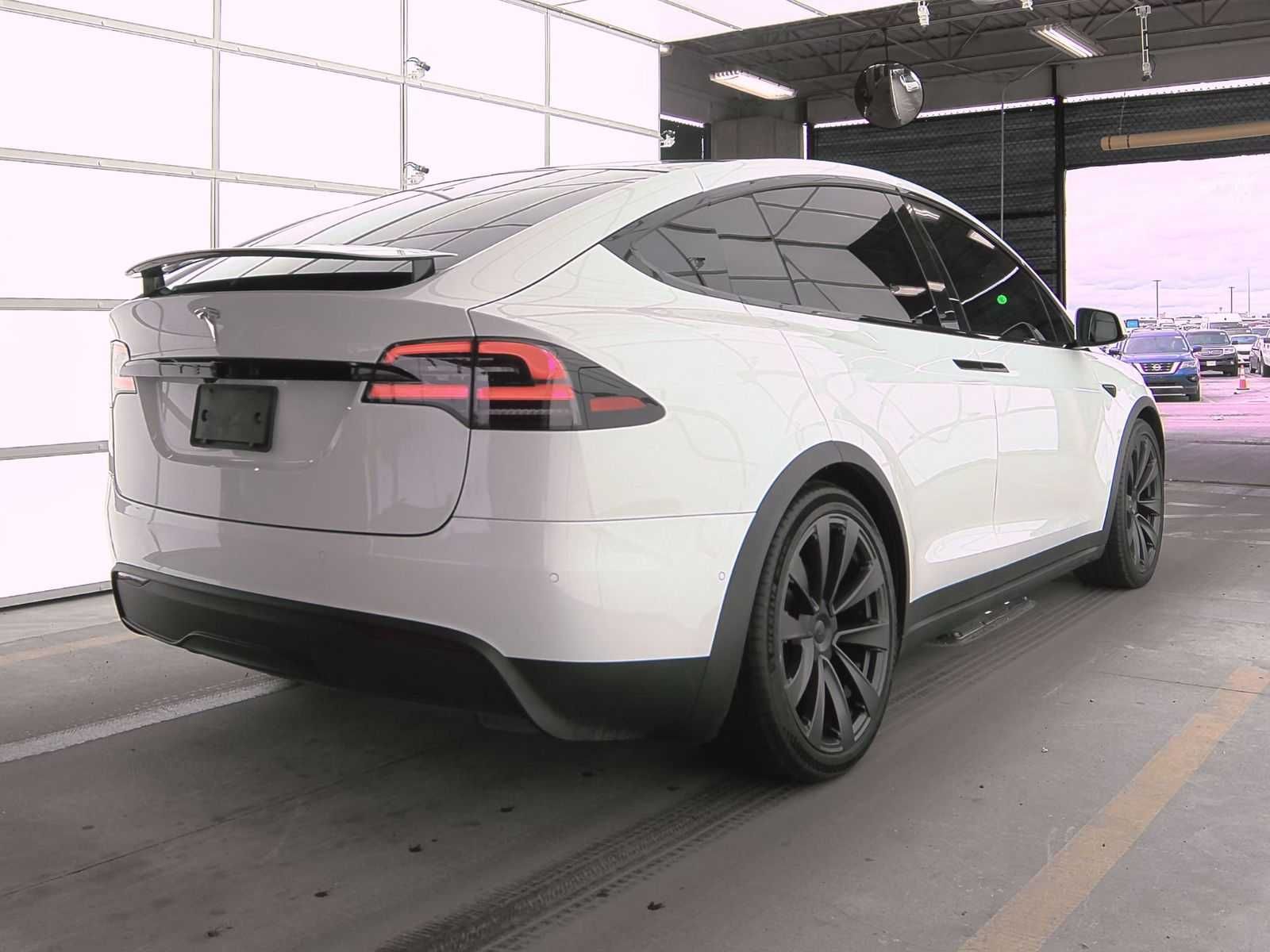 2022 Tesla Model X Long Range