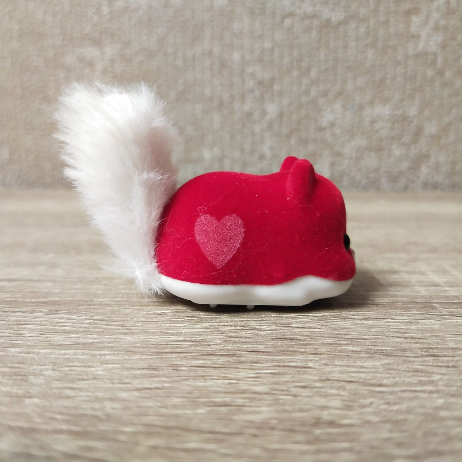 Happy Tails інтерактивні пухнасті білочки