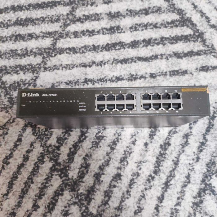D-Link DES-1016D