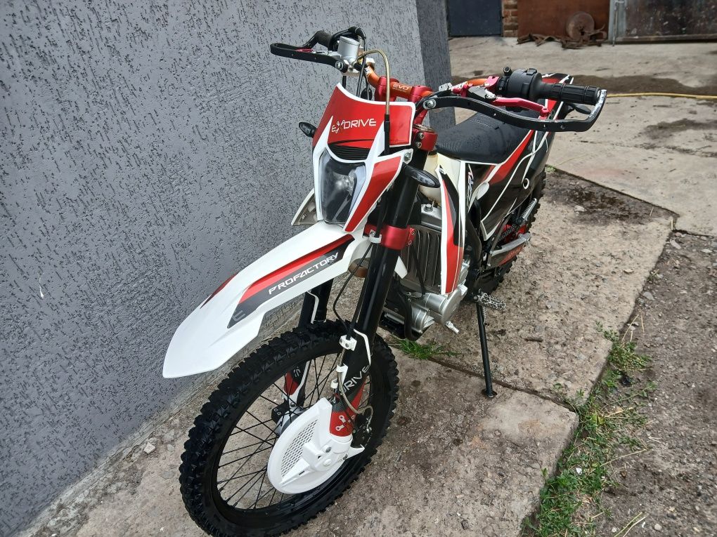 EXDRIVE ProFactory 300