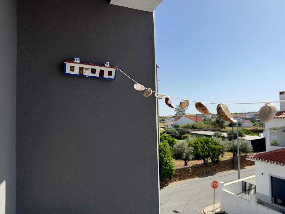 Apartamento T2 em Almodôvar, com varandas e garagem