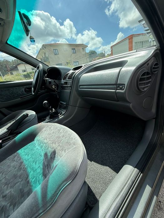 Renault Laguna 1.8 – Gasolina