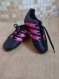 Korki adidas 30 buty na piłkę nożną dla dziewczynki