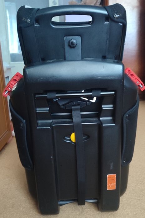 Автокрісло дитяче Recaro Young  9-36 кг