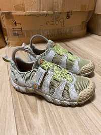 Damskie buty sportowe Merrell