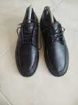 Sapatos em pele preto