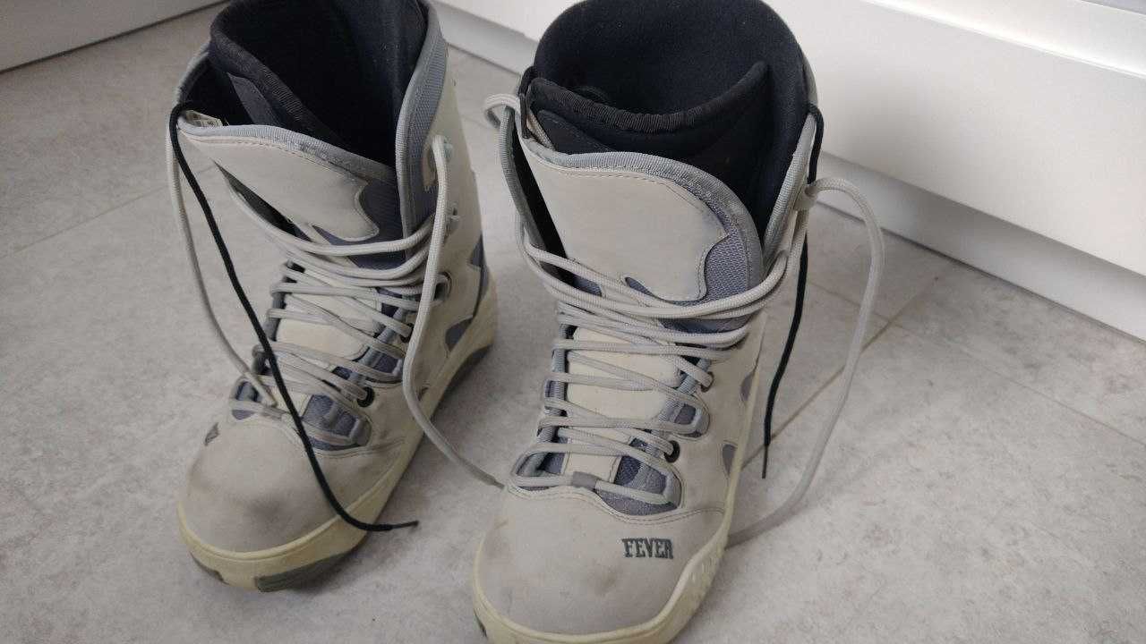 Ботинки для сноуборда 40р,  26,5 см