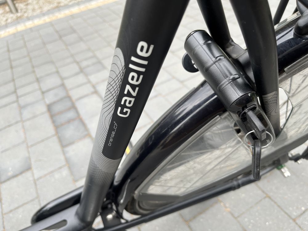 Gazelle Orange C7+