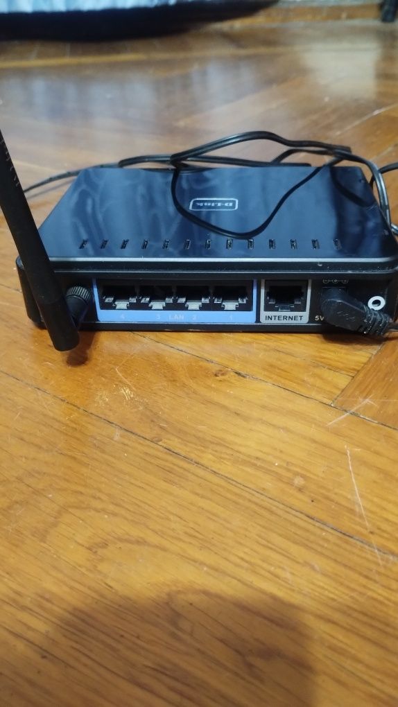Роутер WI FI D-LINK DIR 300