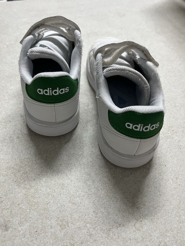 Varios Tenis Sapatilhas adidas tamanho 29