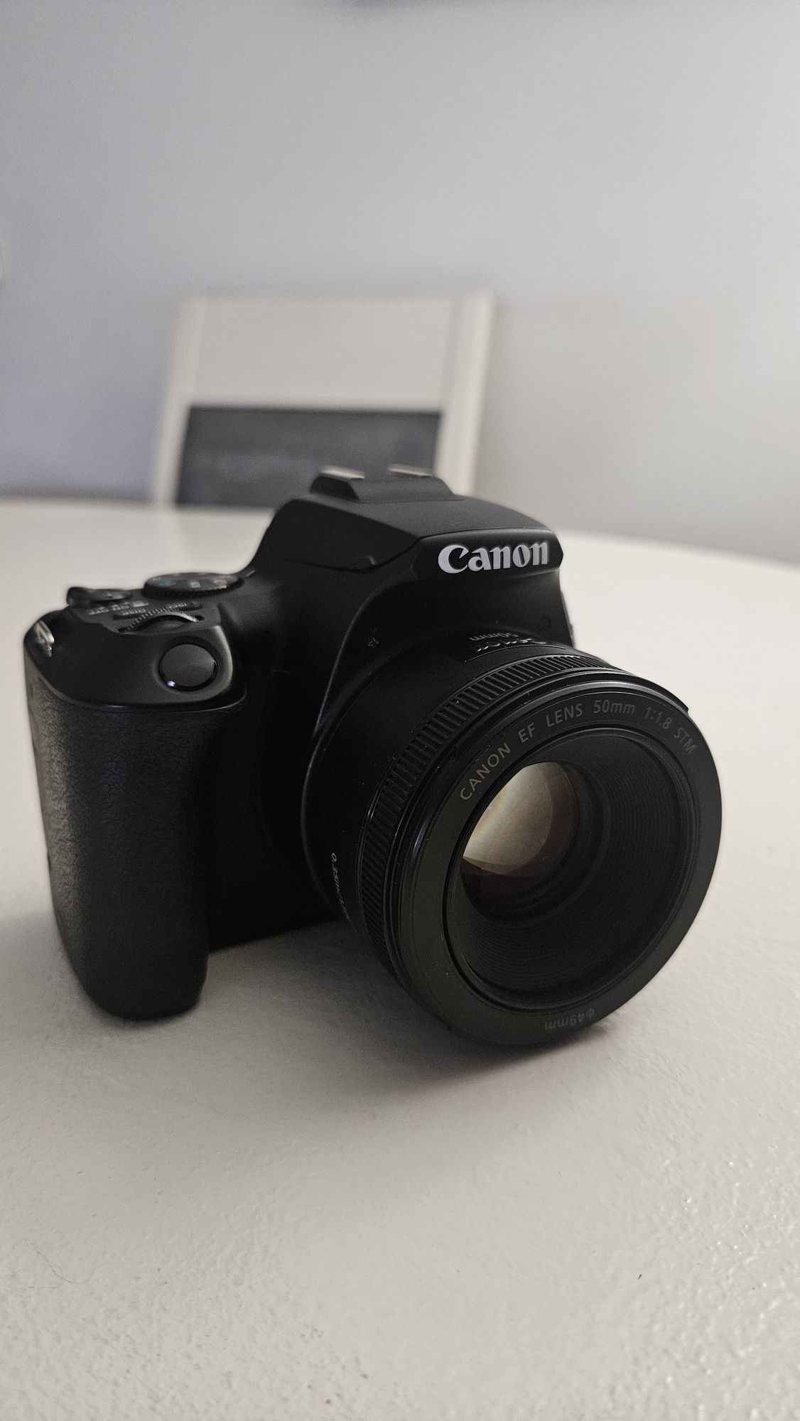 Canon 250D + Objetiva 50mm