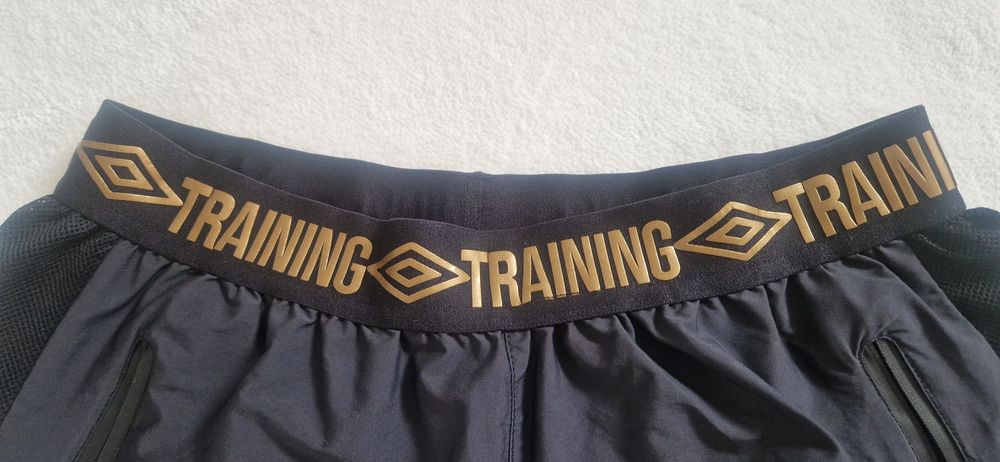 Spodenki szorty sportowe damskie UMBRO r.38 M
