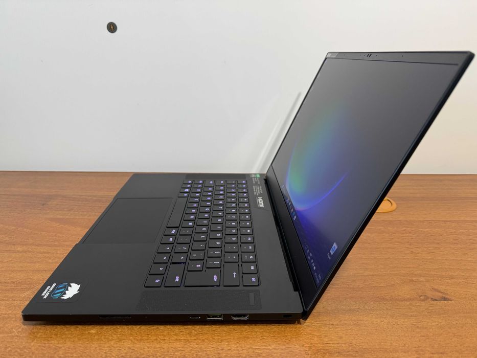 Razer Blade 15. Intel Core i7, GeForce RTX 3070, Ram 16GB, SSD 1TB