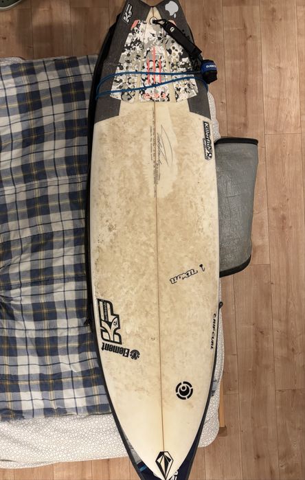 Prancha de Surf Killerfish 6’0 + Fato Deeply 5:3 – Excelente Estado