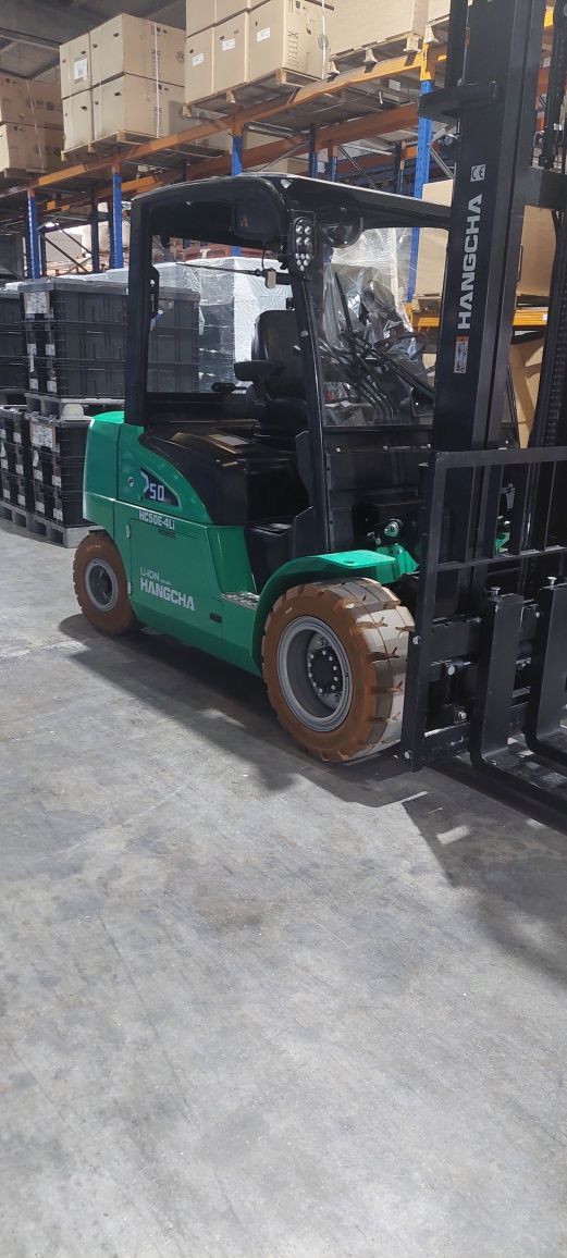 Empilhador Hc 2500kgs (2019)