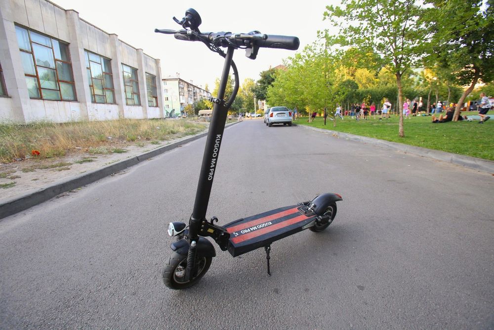 Электросамокат Kugoo M4 PRO
