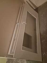 Drzwi białe łazienkowe i do pokoju drewniane