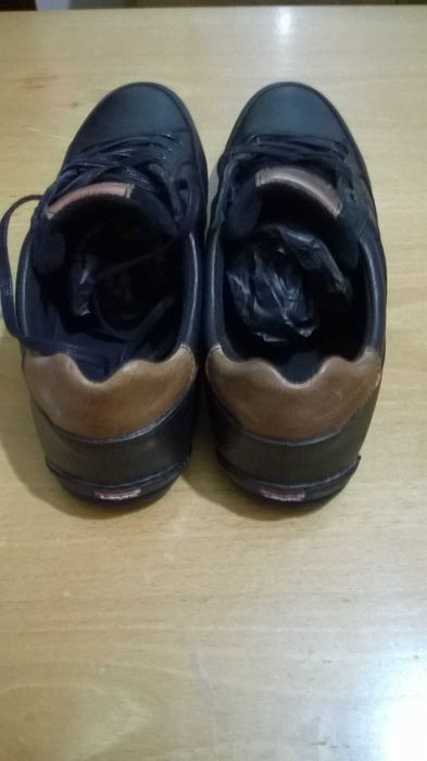 Vendo Sapatilhas Levi´s nº 40