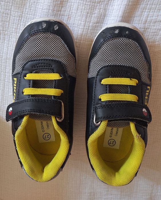 Sapatilhas Pikachu - Criança - Tamanho 27