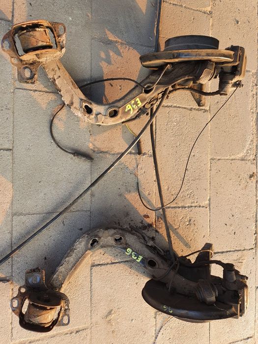 BMW E36 Wahacz Wahacze Tył Tylne Prawy Lewy Tylni Części BMA