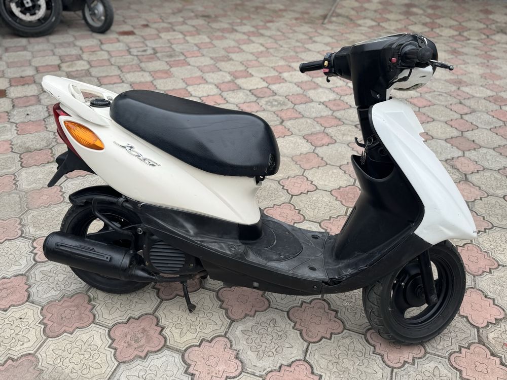 Продам інжекторний скутер Yamaha jog sa36