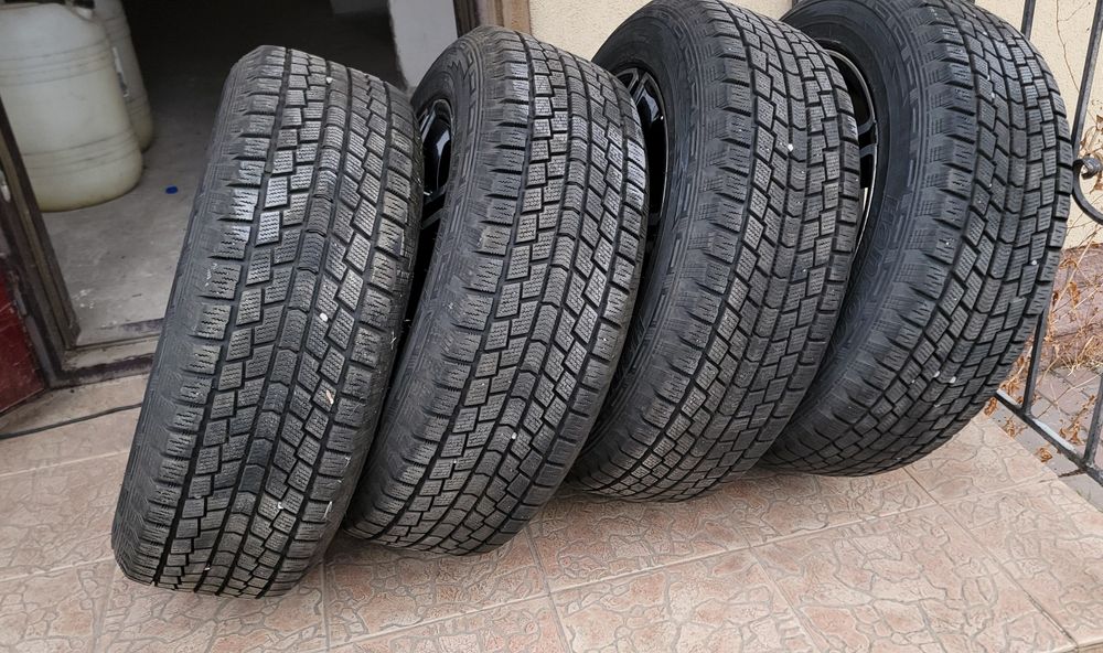 Шини hankook nordik is 235/60 r18