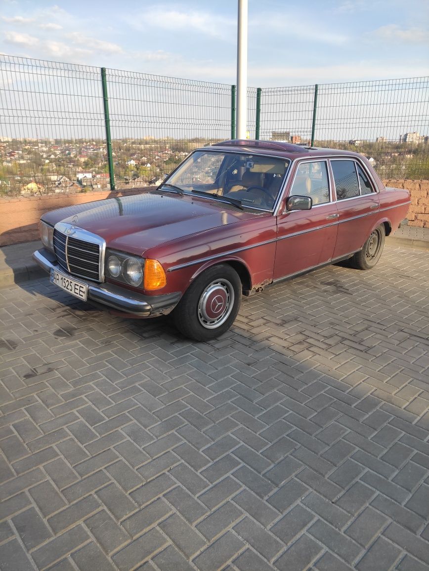 Мерседес w123 e230 автомат бензин переоформление, второй владелец с 80